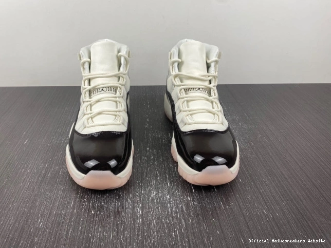 Official Maikesneakers Air 11 Neapolitan Jordan AR0715-101 WMNS 0728